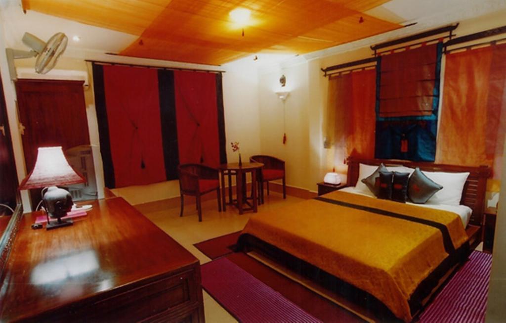 פנום פן Red Hibiscus Hotel מראה חיצוני תמונה
